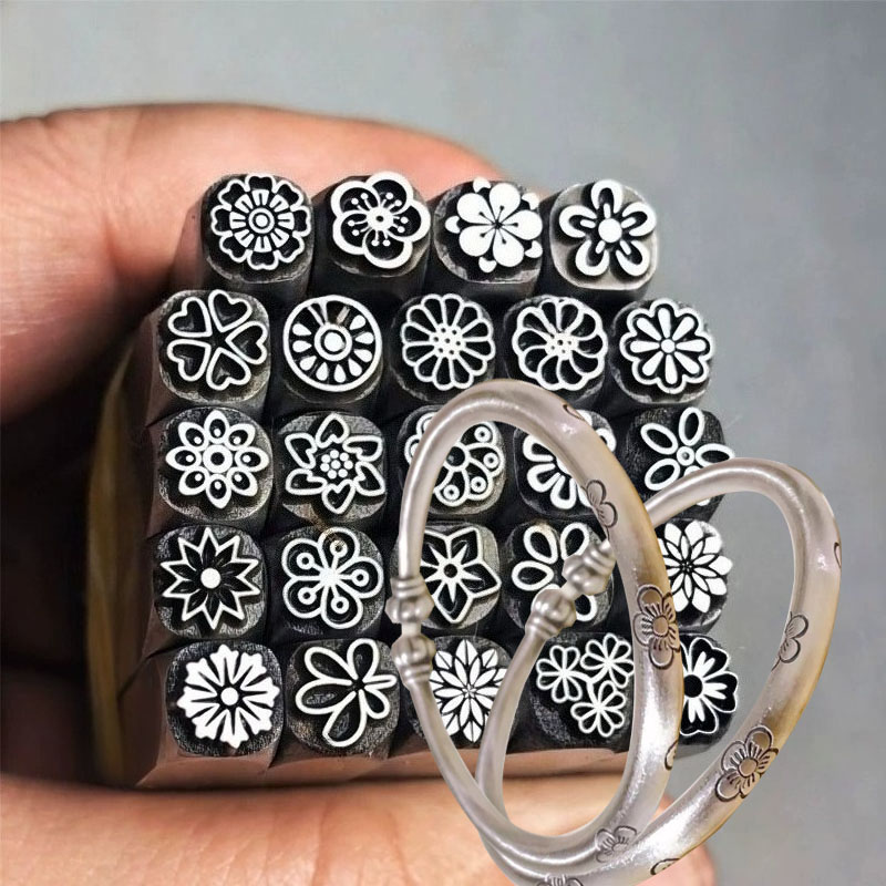 5/7mm Blumenmuster Metallpräge – Leatherwork Embossing Bewertung und Preis